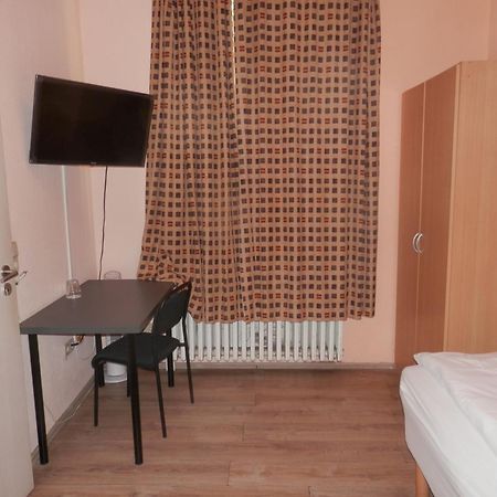 Relax Hotel-Ludwigshafen Екстериор снимка