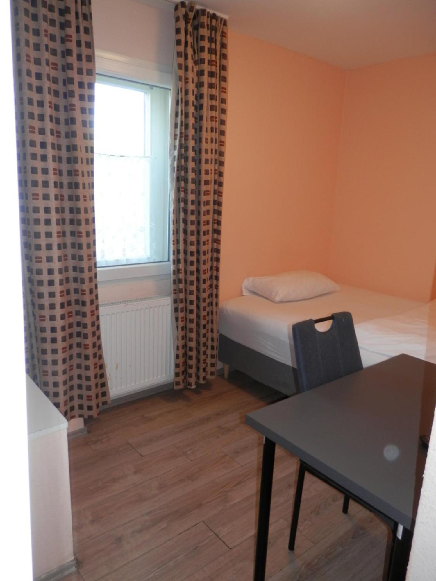 Relax Hotel-Ludwigshafen Екстериор снимка