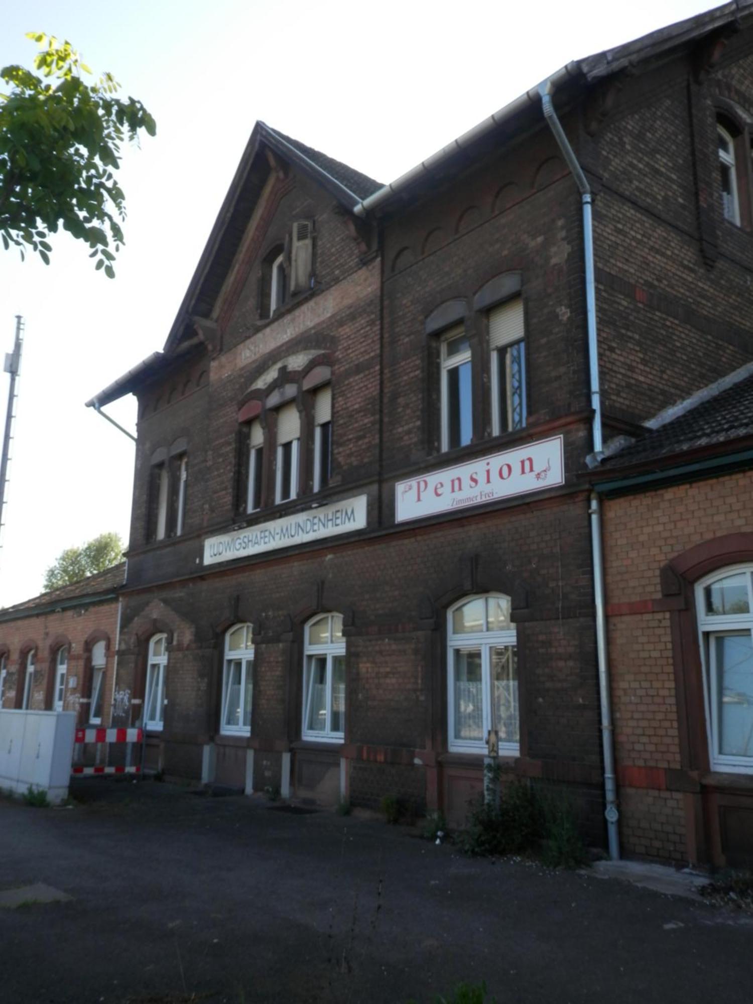 Relax Hotel-Ludwigshafen Екстериор снимка