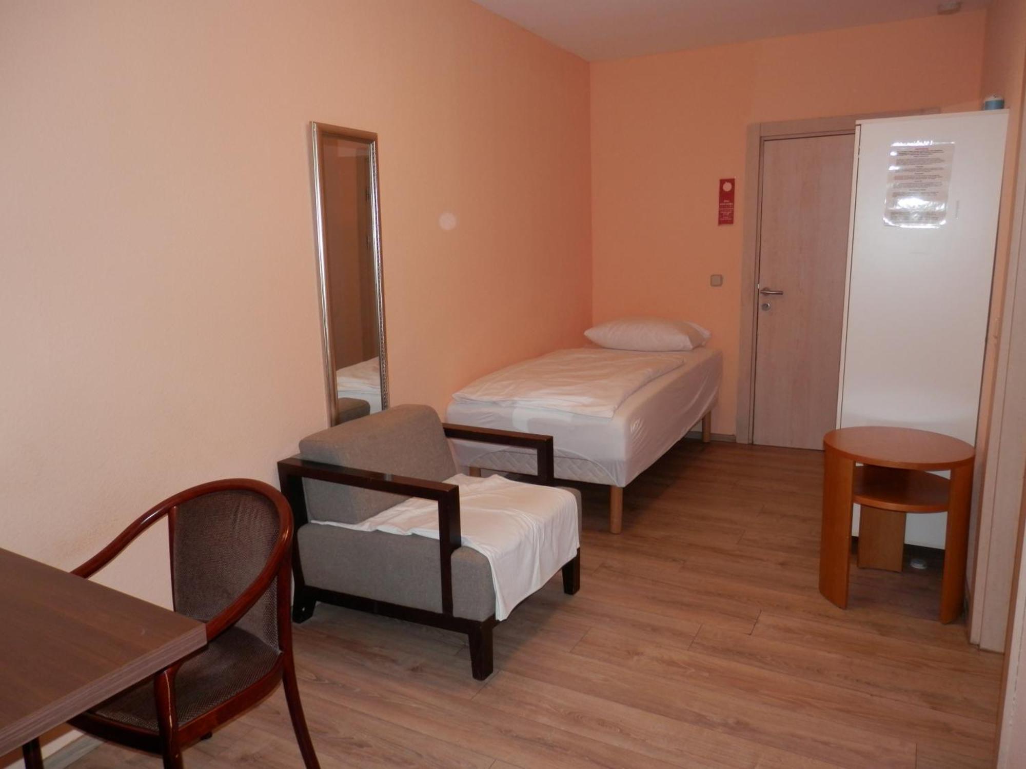 Relax Hotel-Ludwigshafen Екстериор снимка