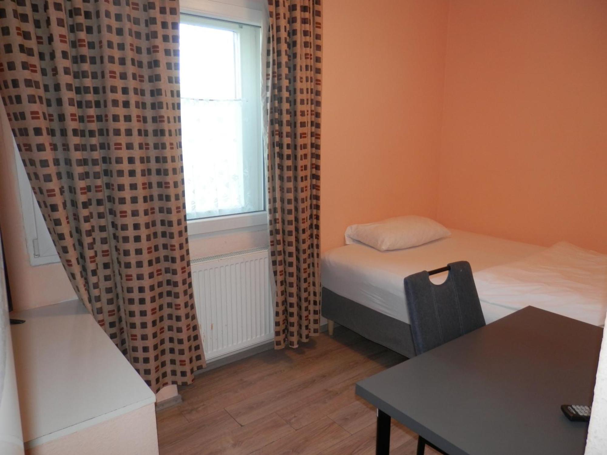 Relax Hotel-Ludwigshafen Екстериор снимка