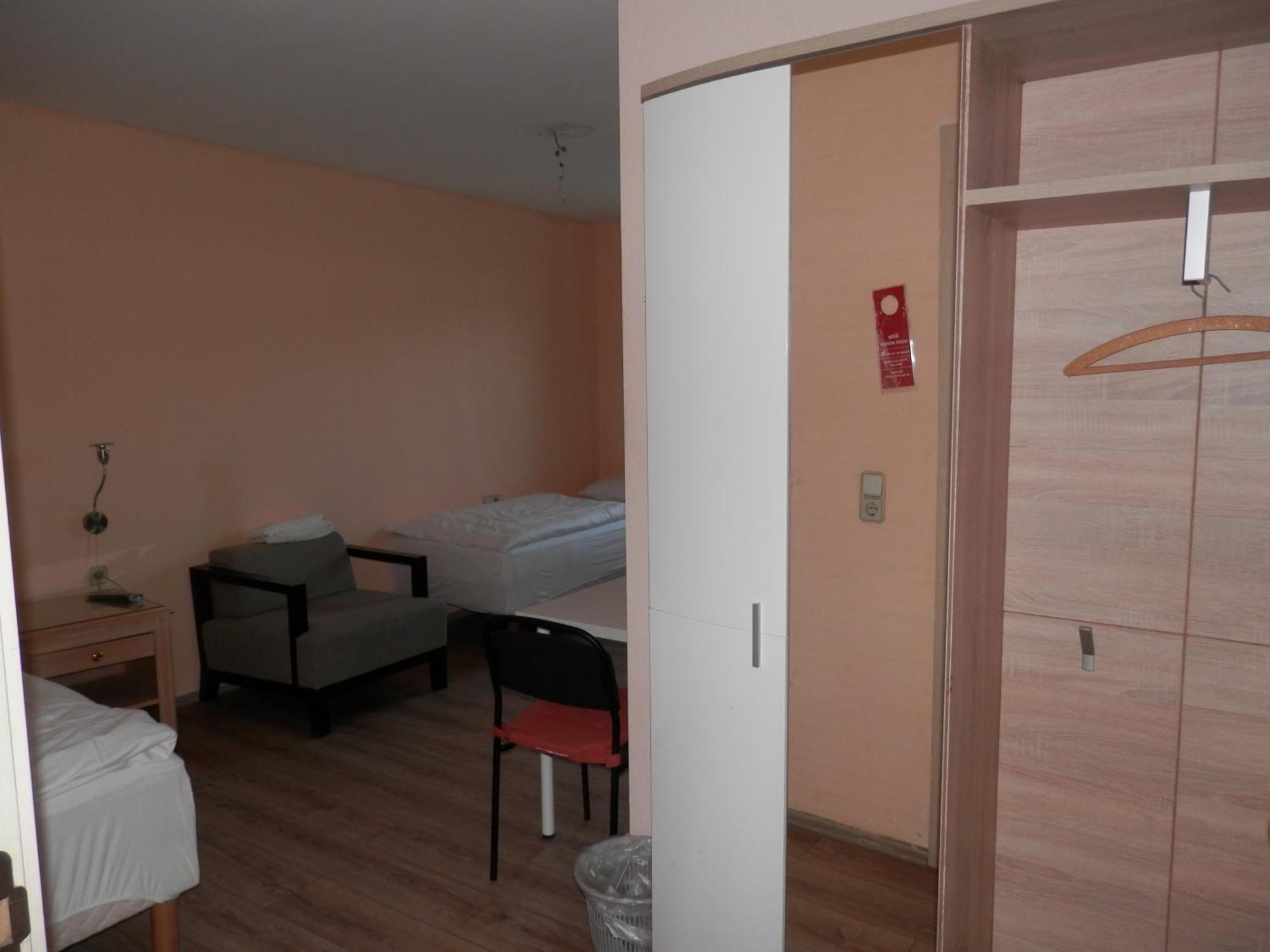 Relax Hotel-Ludwigshafen Екстериор снимка