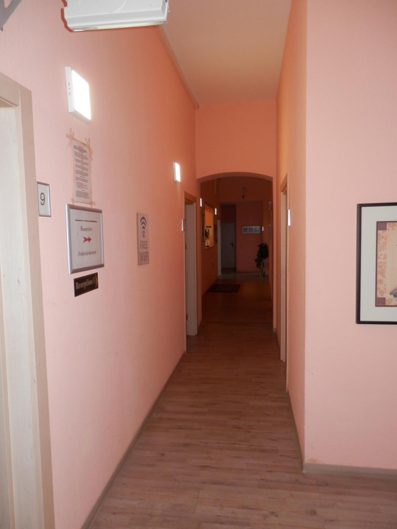 Relax Hotel-Ludwigshafen Екстериор снимка